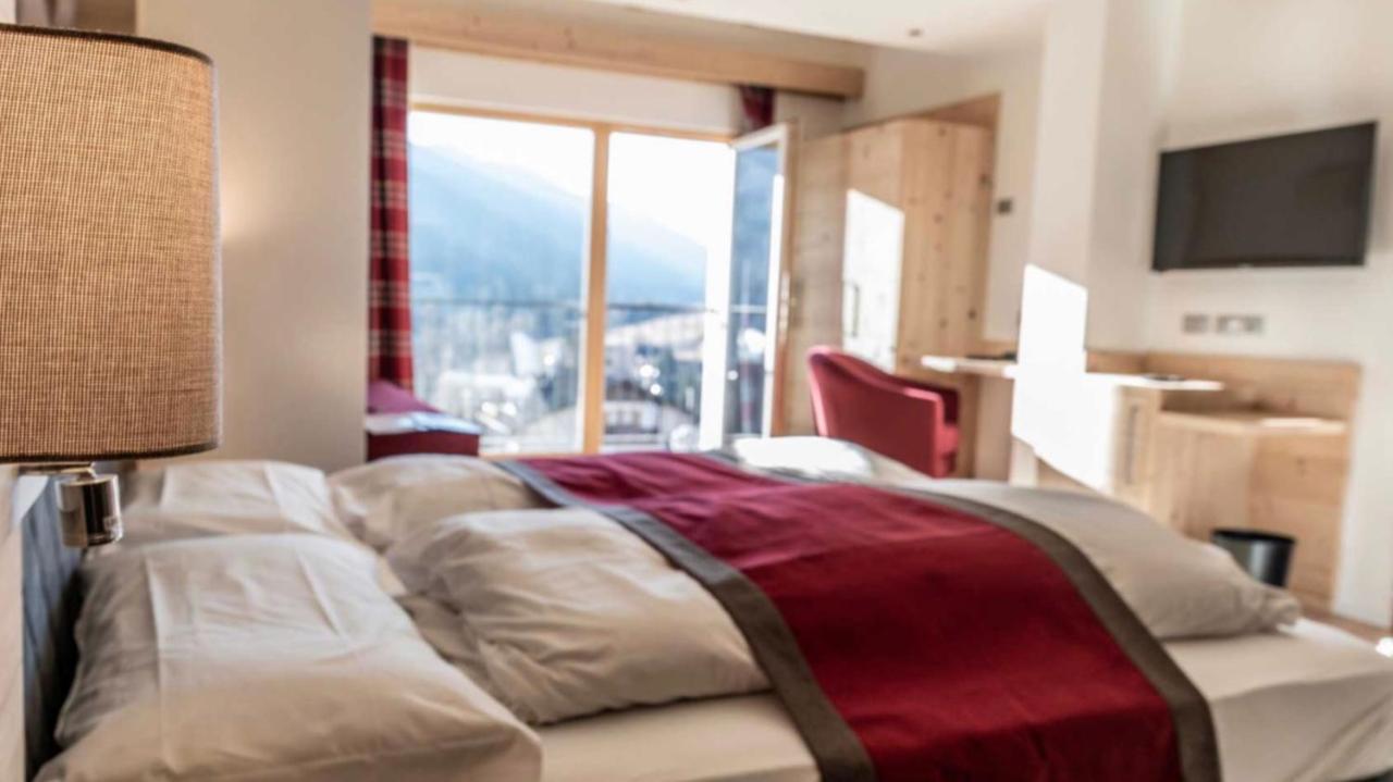 Hotel Eccher 3 Stelle Superior Mezzana  Eksteriør billede