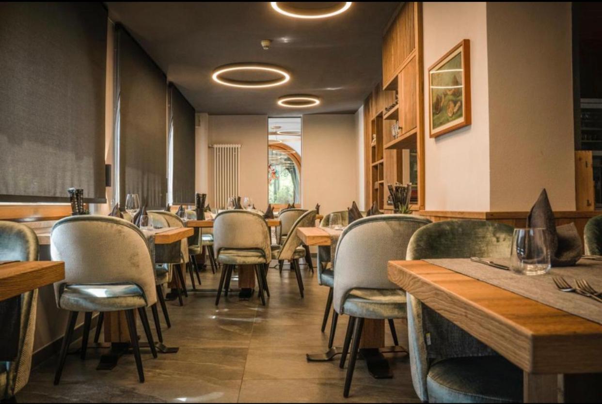 Hotel Eccher 3 Stelle Superior Mezzana  Eksteriør billede