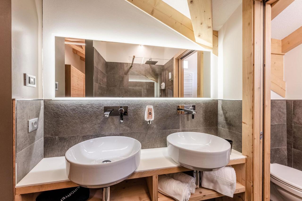 Hotel Eccher 3 Stelle Superior Mezzana  Eksteriør billede